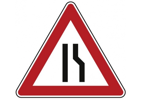 Einseitig verengte Fahrbahn rechts